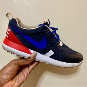 Nike French Limited Edition Roshe
